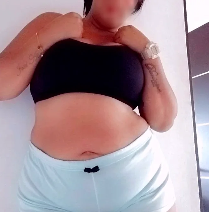 Selina, 36